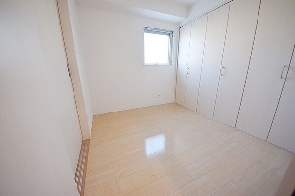 レジス飛鳥山公園の物件内観写真